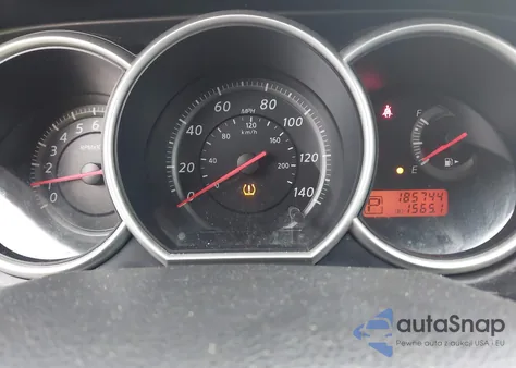 2010 Nissan Versa 1.8S z USA, uszkodzony, nr VIN 3N1BC1CP6AL354837